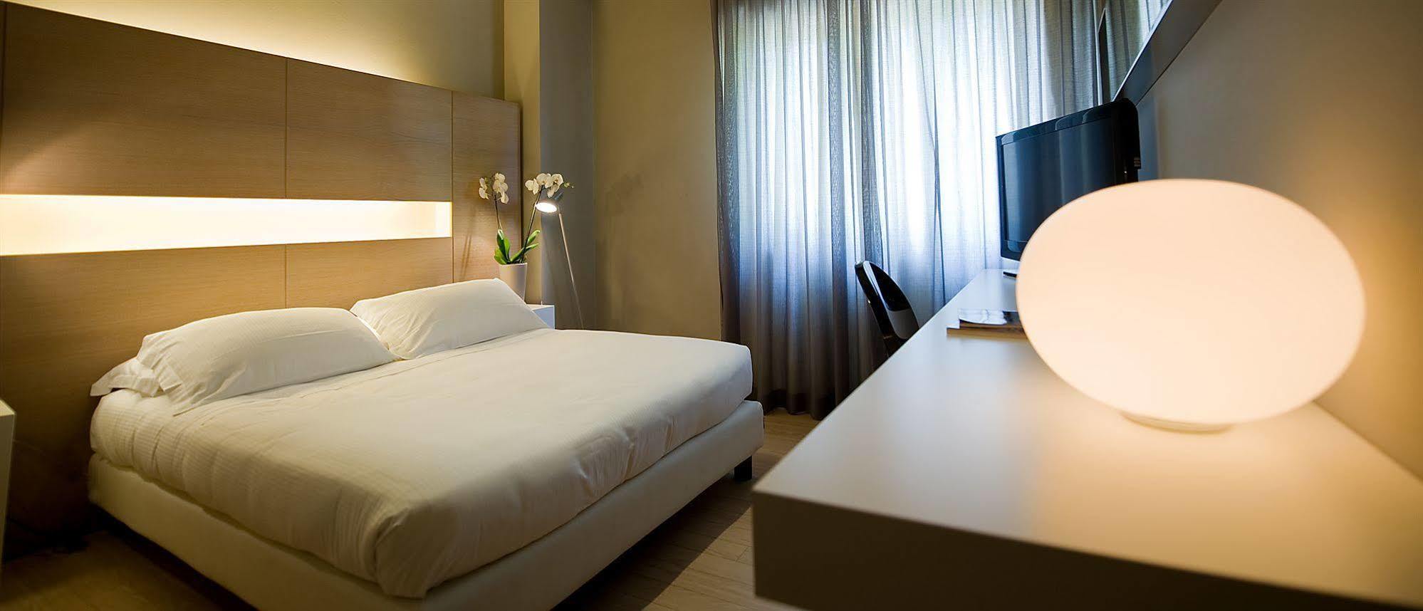 Hotel Monte Meraviglia 카시아 외부 사진